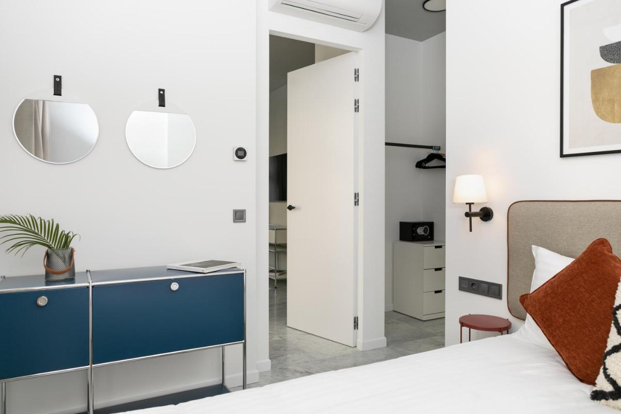 H11 Aparthotel Cracovia Esterno foto A bedroom at the hotel