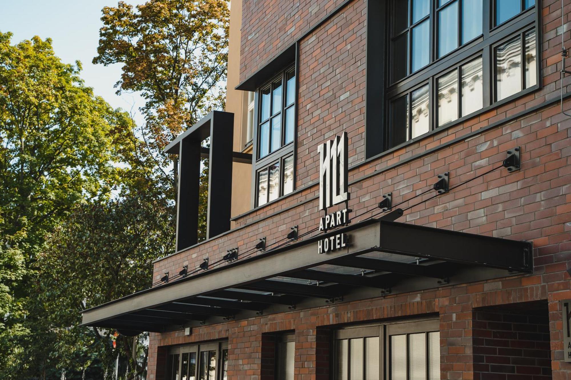 H11 Aparthotel Cracovia Esterno foto The Art Institute of Portland